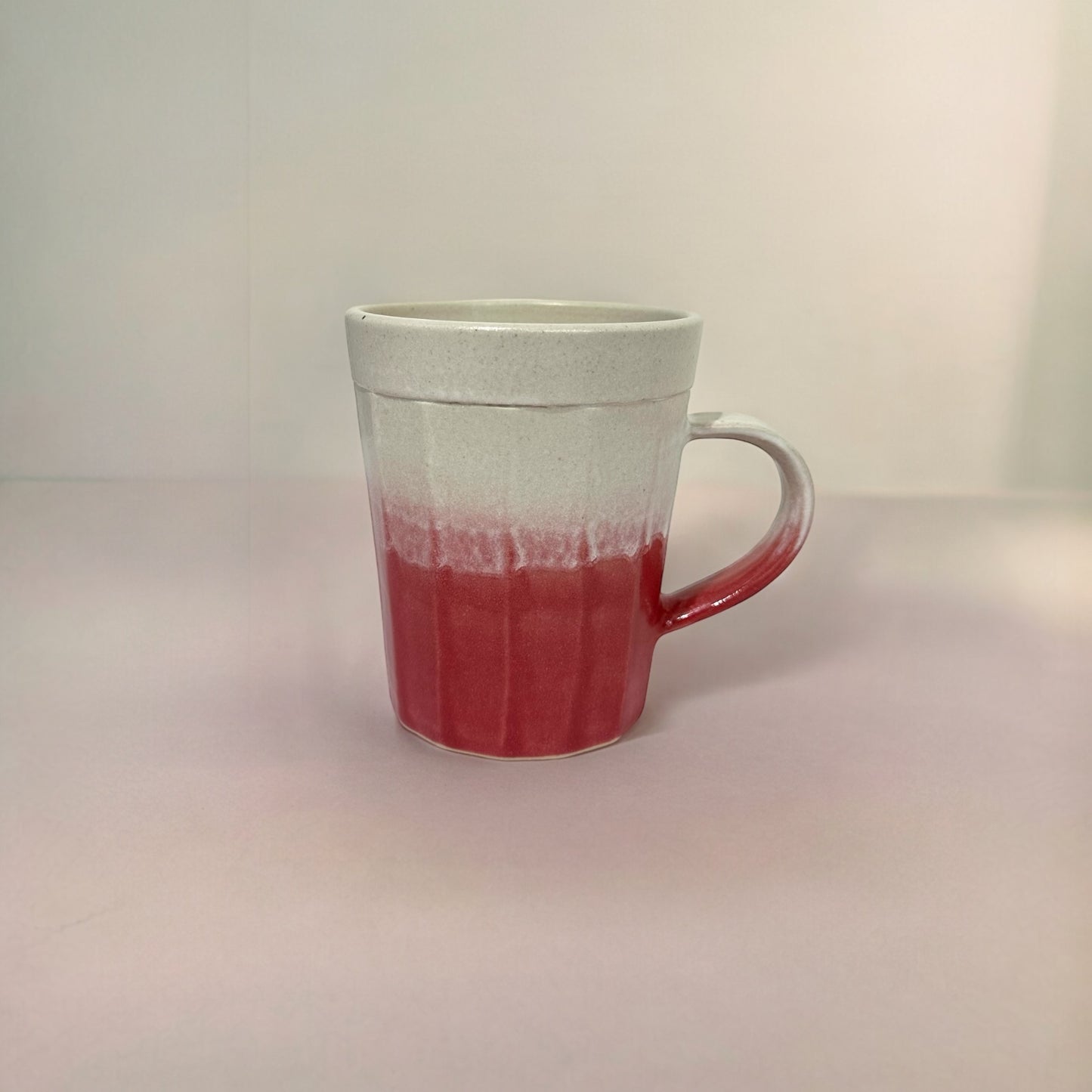 《 吉時雨陶藝 》手工馬克杯 豔陽紅