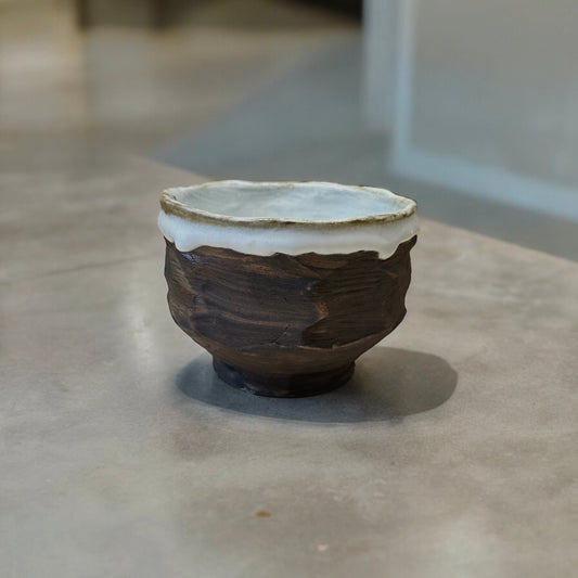 "Ye Hsuan-Hsun" Handmade Tea Bowl ( Celadon black clay )