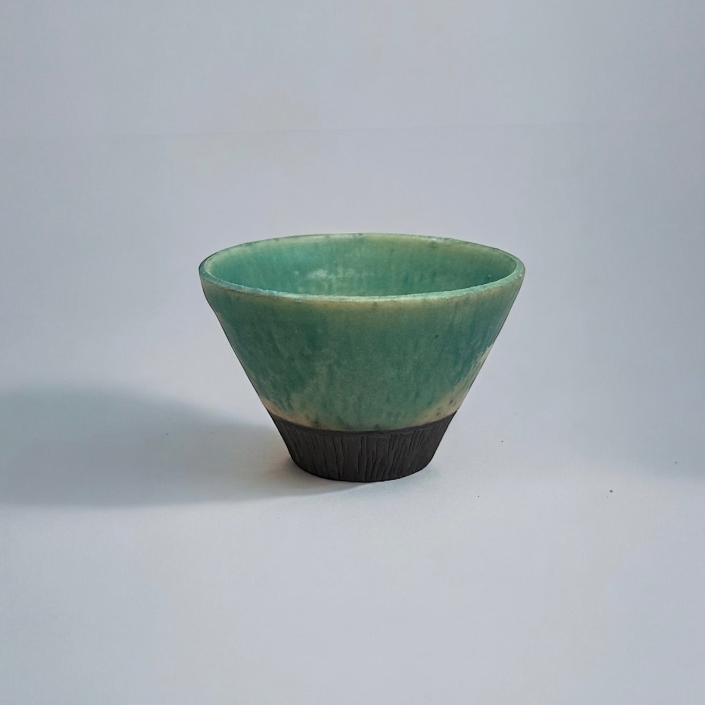 "Japanese Pottery" Handmade Pottery Cup ( Mountain Green )