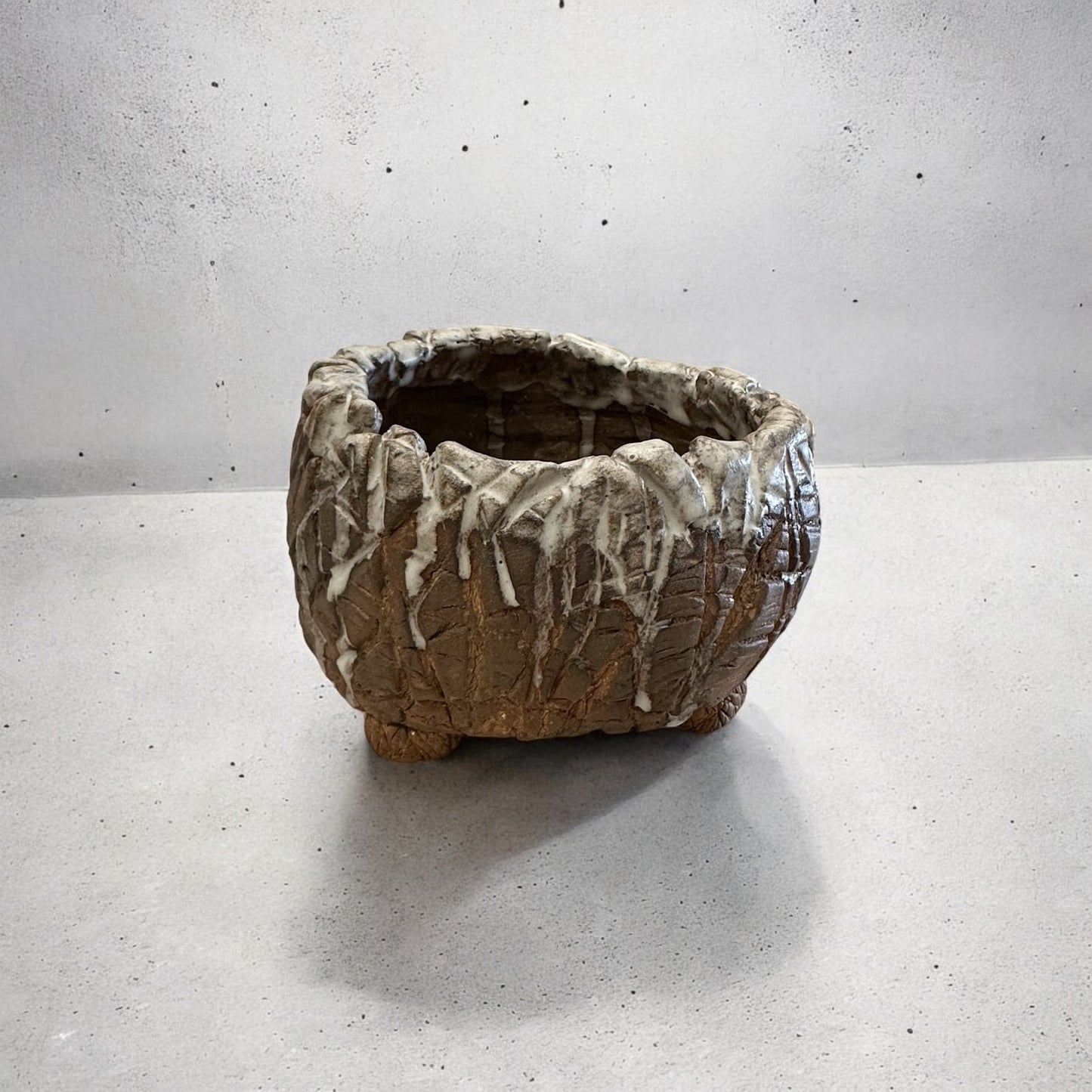 《 好人製陶 》手工盆器 白褐融雪