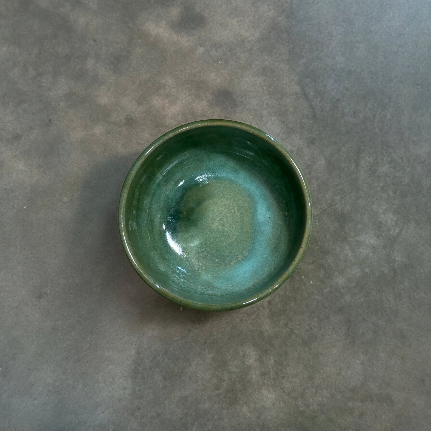 《 添興窯 》手工陶碗 山林綠
