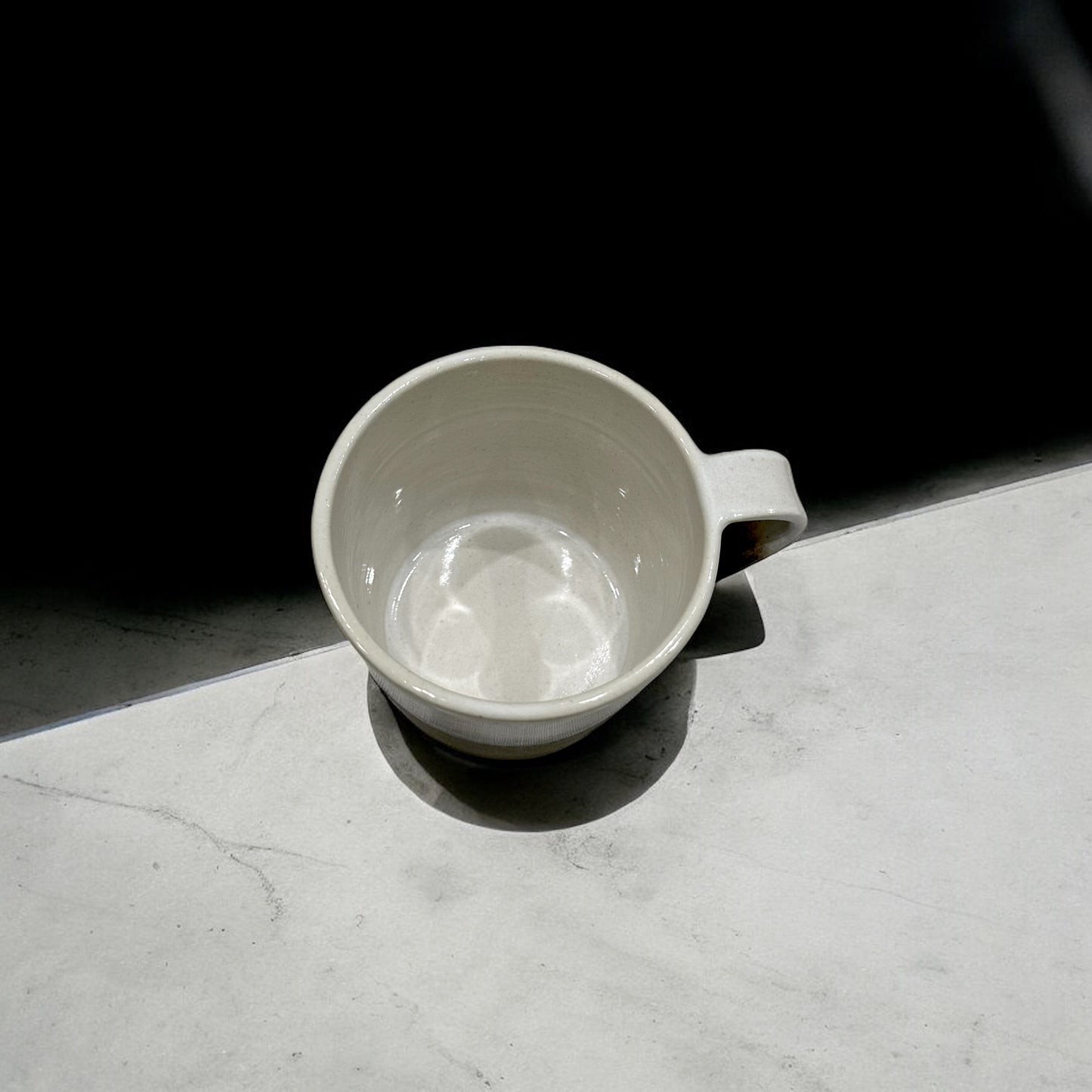 《 吉時雨陶藝 》手工馬克杯 迷霧咖啡