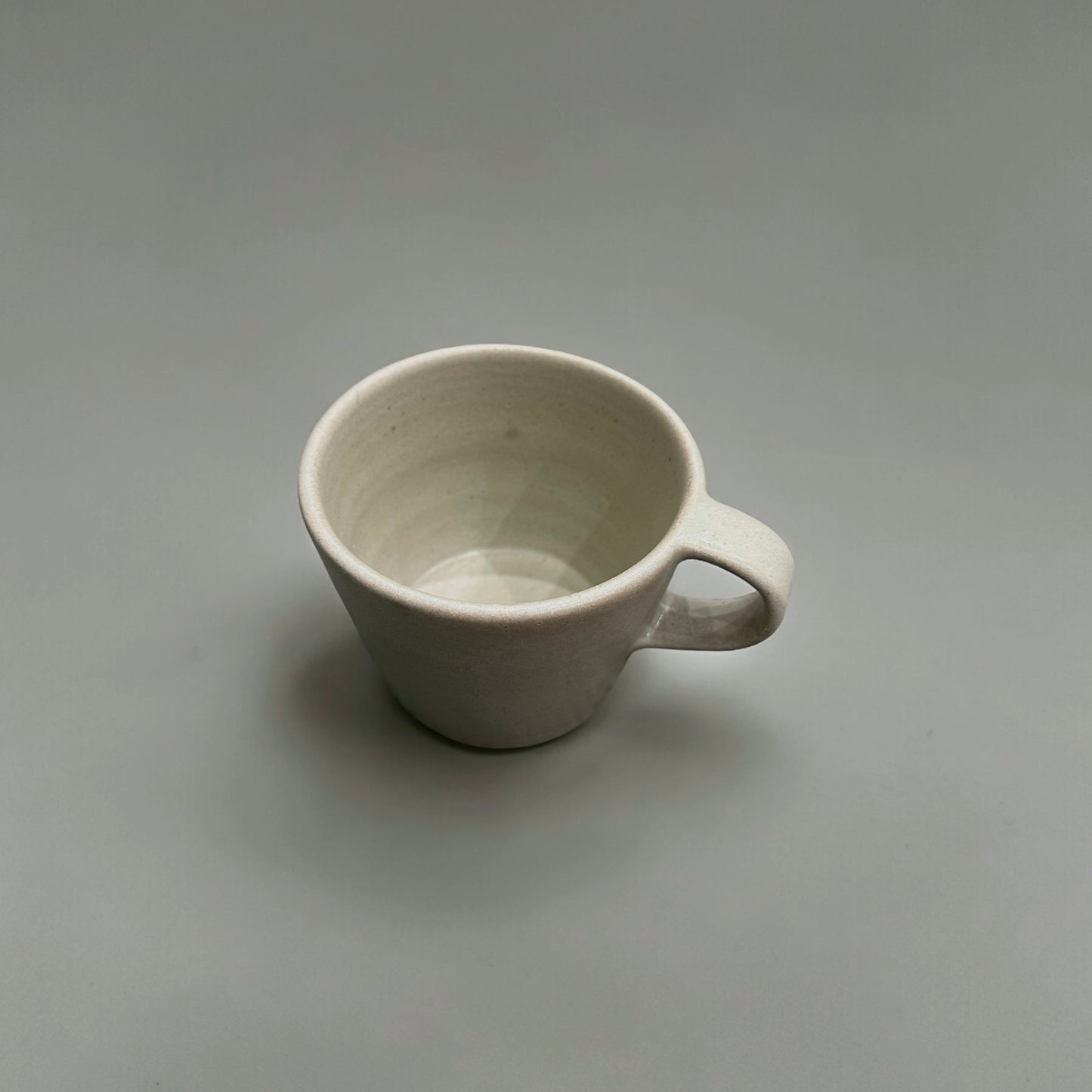 "JAEE" Handmade Ceramic Cup ( Celadon White ) 