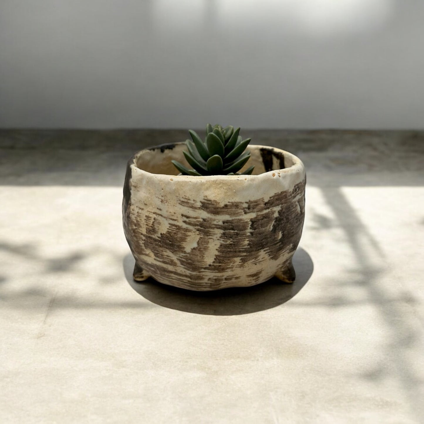 KAKU Ceramic" Handmade pottery Planter ( Brown )