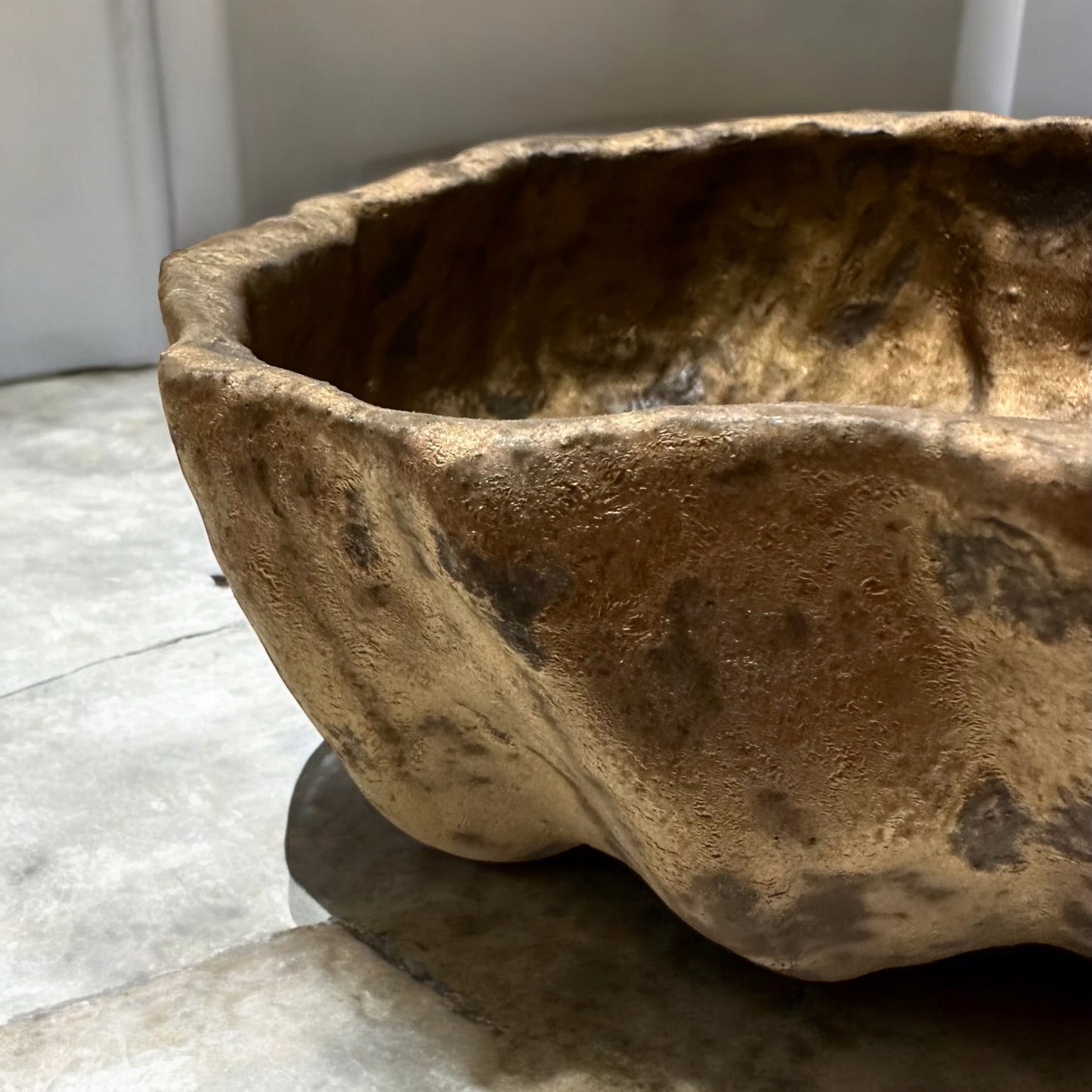 KAKU Ceramic" Handmade pottery Planter ( Golden )