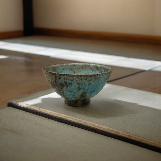 "Japanese Pottery" Handmade Tea Bowl ( Teal )