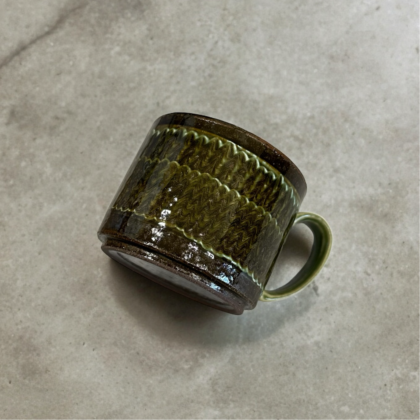 "Japanese Pottery" Handmade Pottery Mug ( mountainwave )