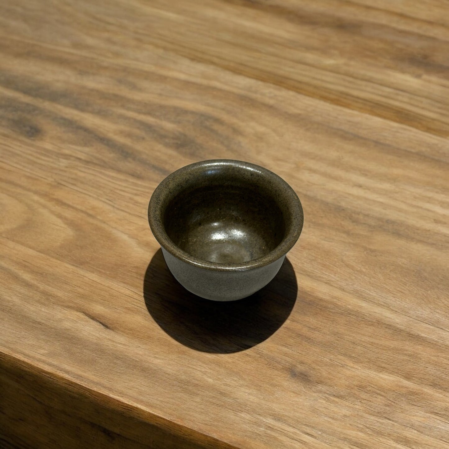 《 添興窯 》 經典手工竹炭陶杯 橄欖綠