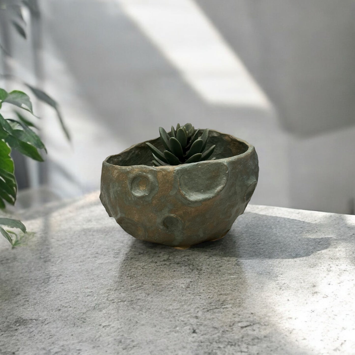 KAKU Ceramic" Handmade pottery Planter ( Lunar01 )