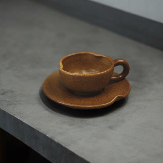 "Tianxing Kiln" Leaf-shaped coffee cup and tray set ( Brown )