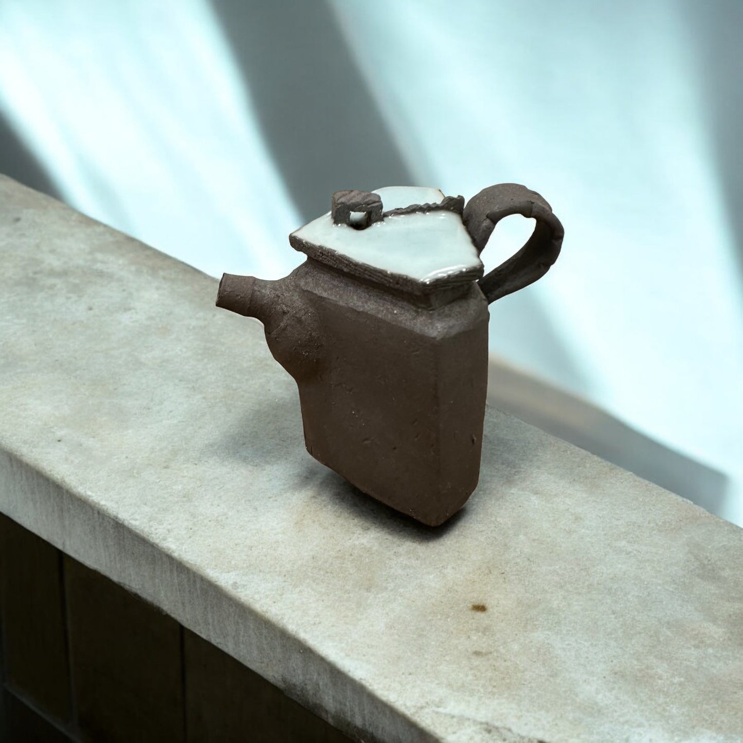 "Ye Hsuan-Hsun " Handmade Pottery Teapot ( Celadon Black Clay )