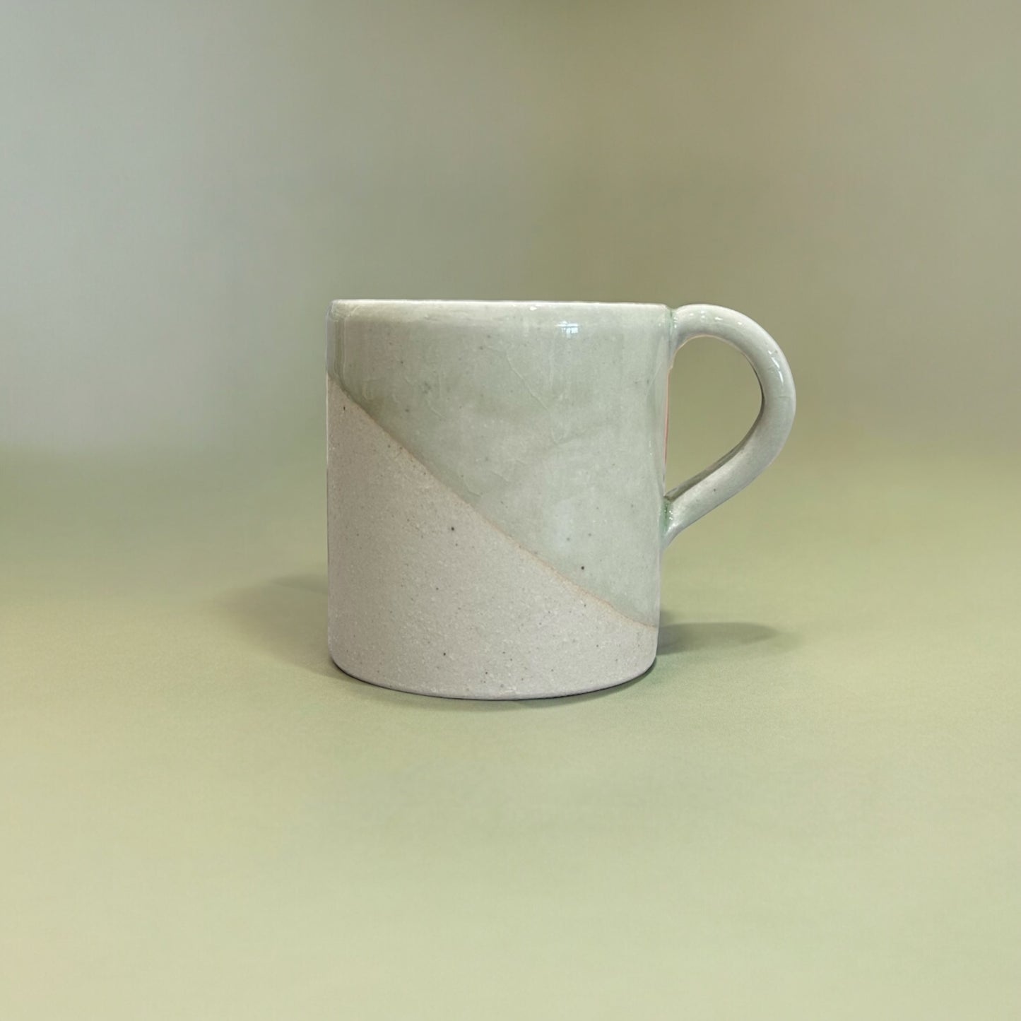 "Japanese Pottery" Handmade Pottery Mug ( greencrystal )