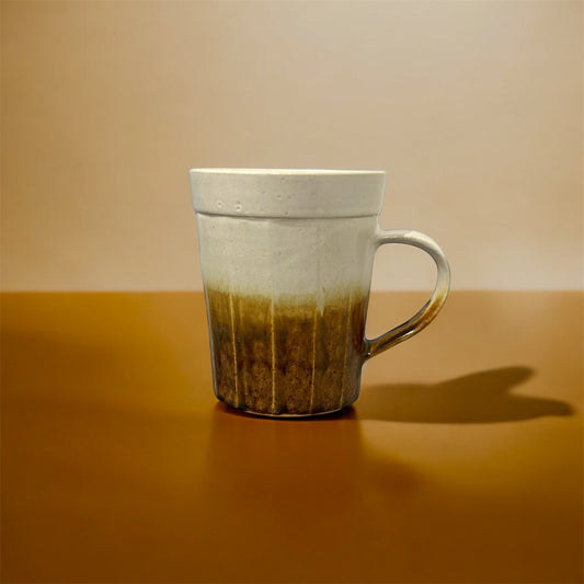 "JAEE" Handmade Mug ( Pine Brown )