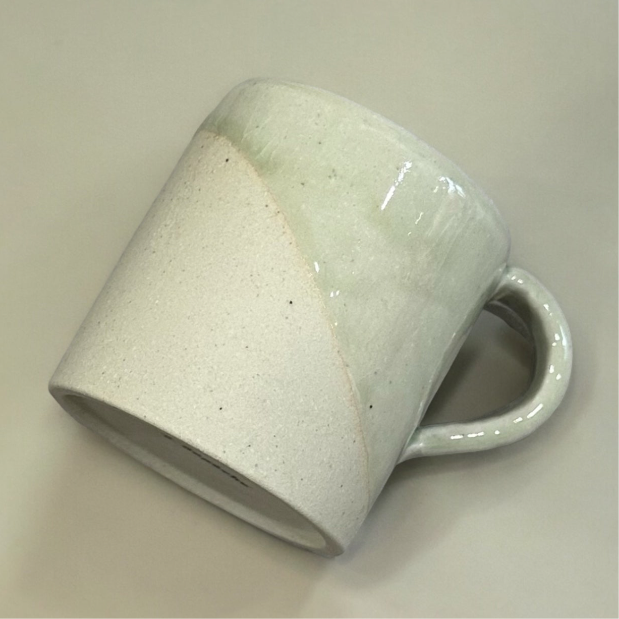 "Japanese Pottery" Handmade Pottery Mug ( greencrystal )